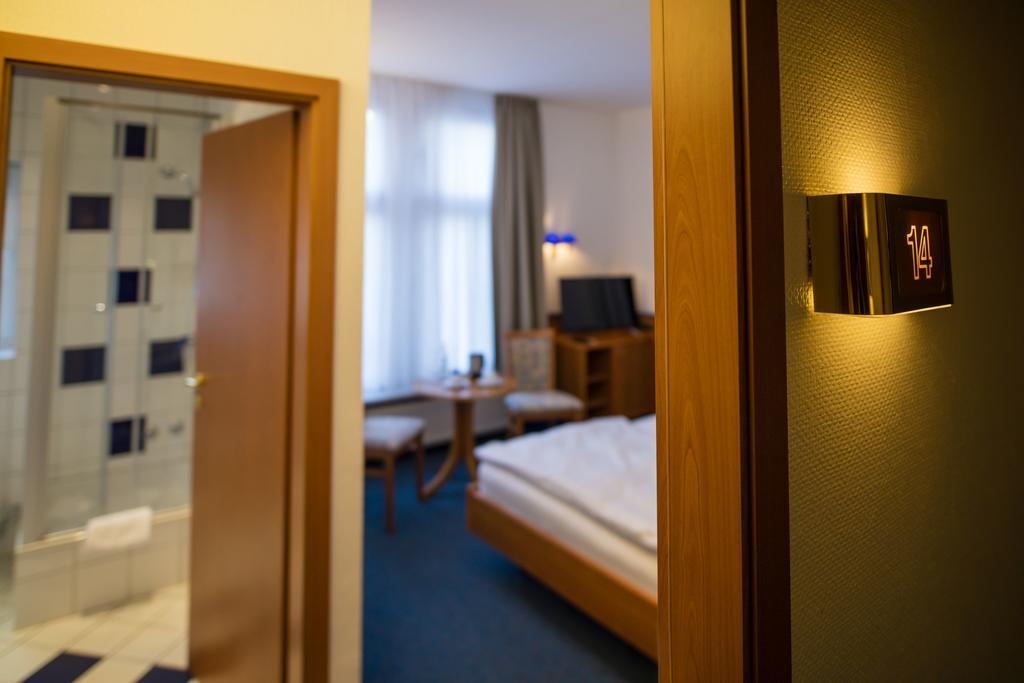 Parkhotel Tillmanns エルトフィレ エクステリア 写真